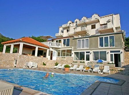Pansion Arte Zvrko Apartment Zvekovica Bagian luar foto