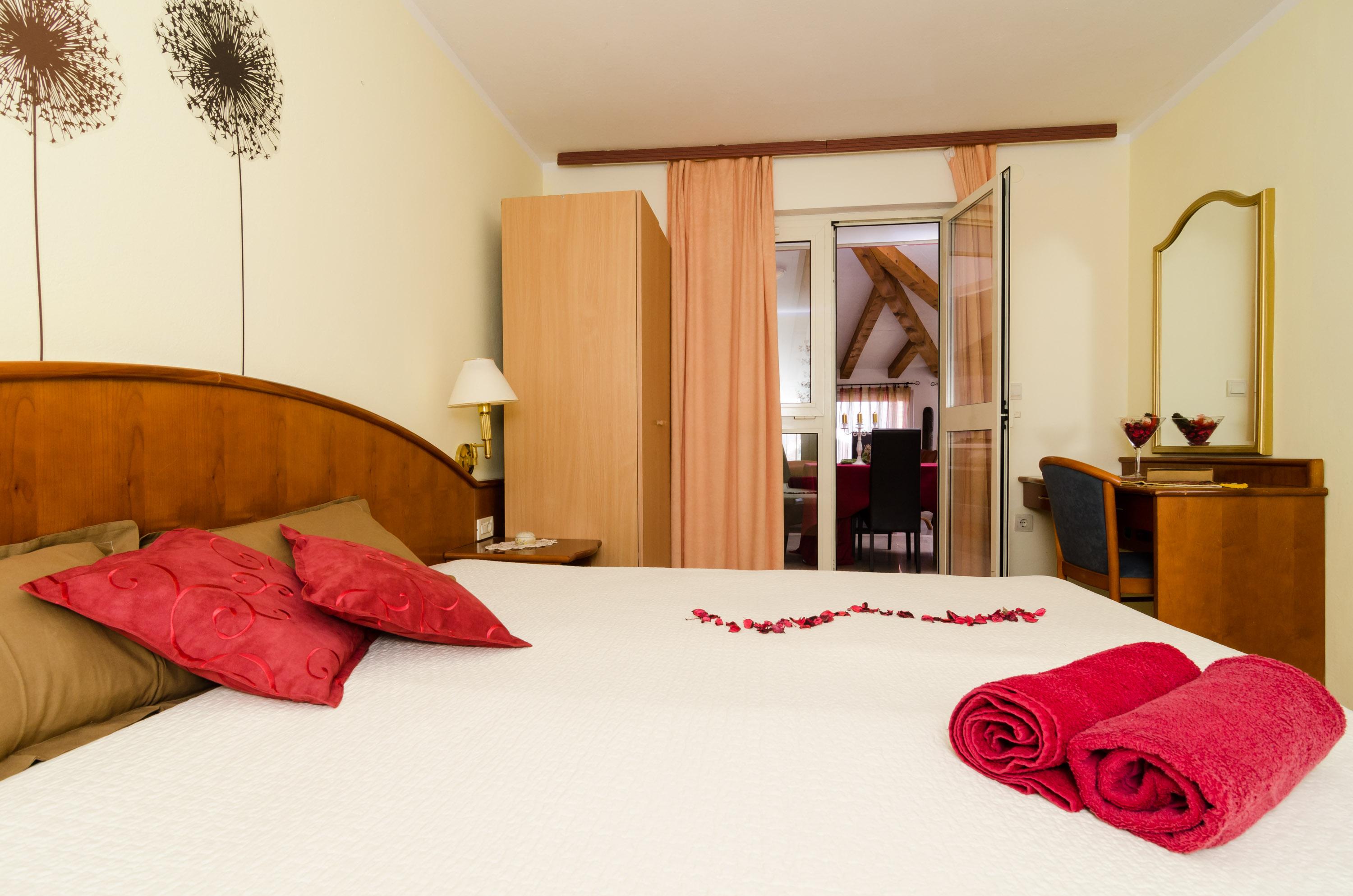 Pansion Arte Zvrko Apartment Zvekovica Bagian luar foto