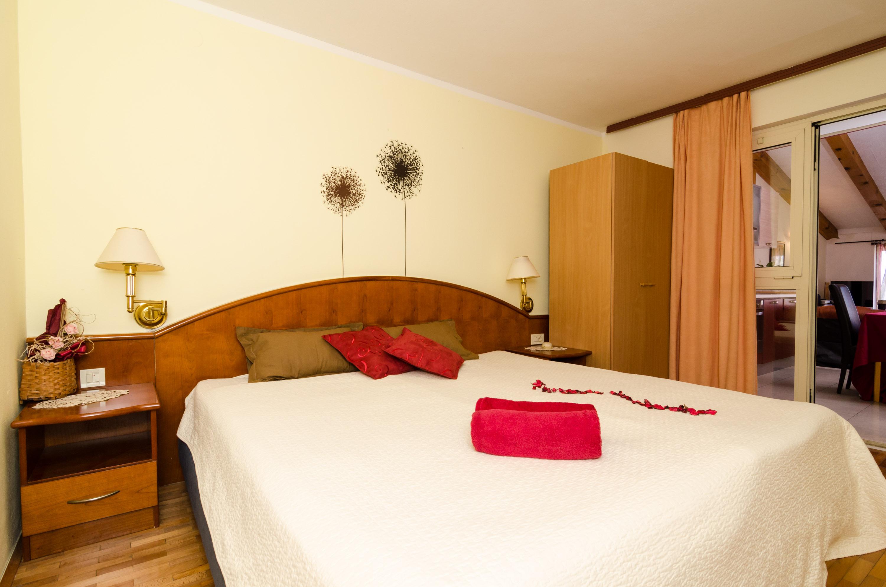 Pansion Arte Zvrko Apartment Zvekovica Bagian luar foto