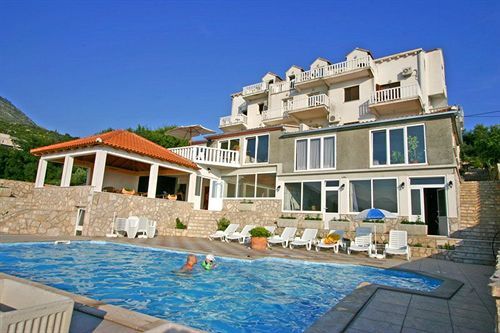Pansion Arte Zvrko Apartment Zvekovica Bagian luar foto